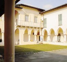 Il chiostro francescano al centro dell’ex casa di riposo di Gandino